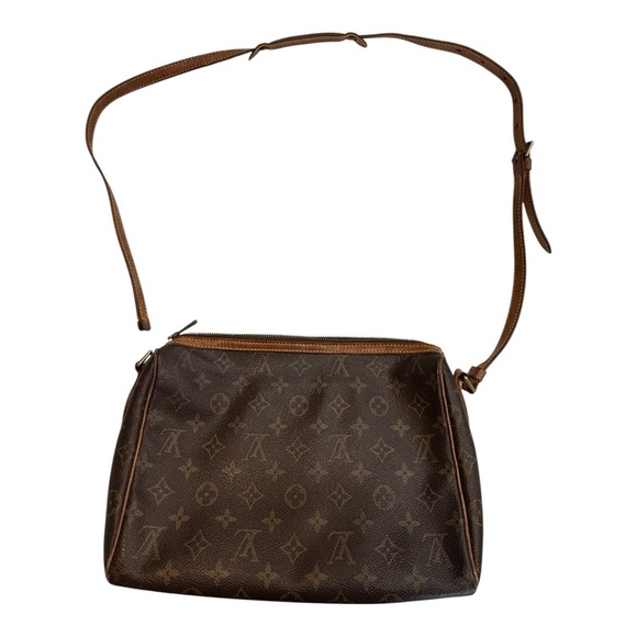 Louis Vuitton Medium Size Crossbody Shoulder Bag - Picture 2 of 10